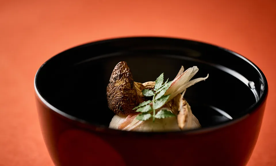 金目鯛ゆば真薯,澄まし仕立て,松茸,茗荷,木の芽,椀物,2026年 秋